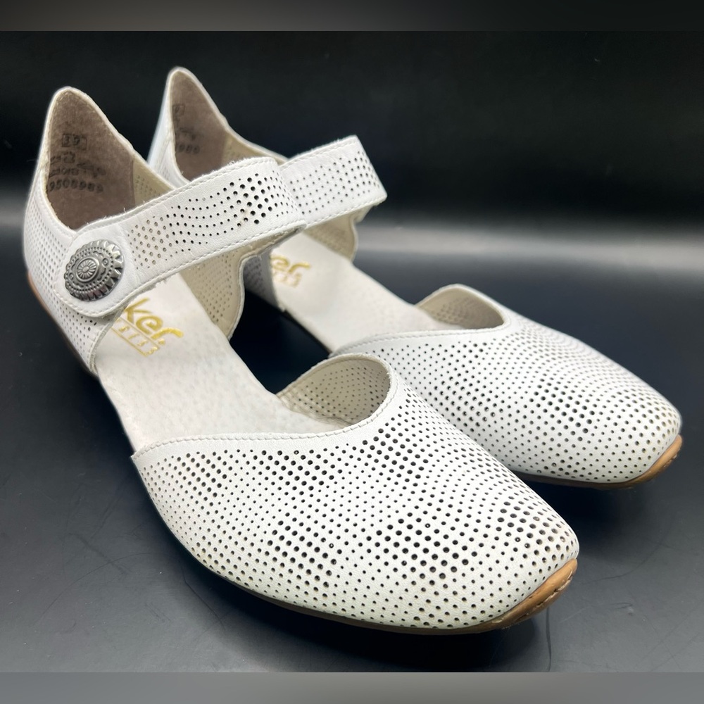 Rieker Women's White Little Wedge Shoes- Size:39